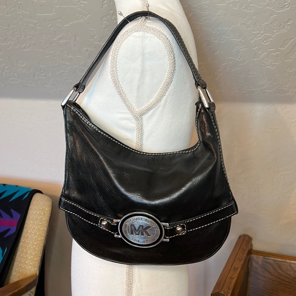 MICHAEL KORS LEATHER HANDBAG - Picture 1 of 11